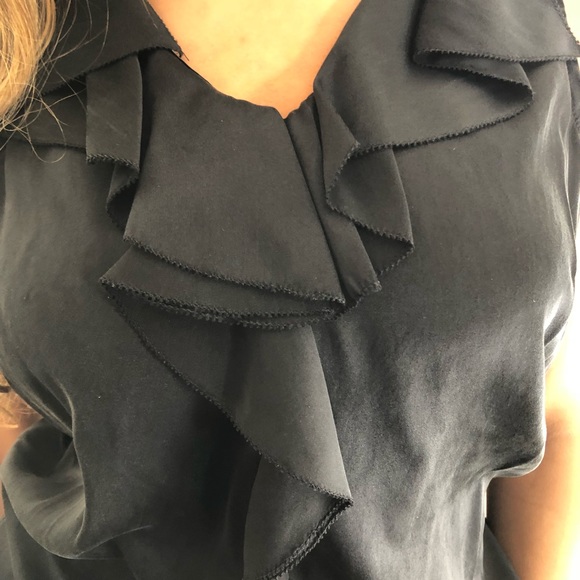 Solddd Outtt - Picture 3 of 4